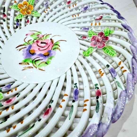 Hand Painted Reticulate Floral Plate Round 3D Pottery Decorative Spain Vintage - Picture 3 of 4